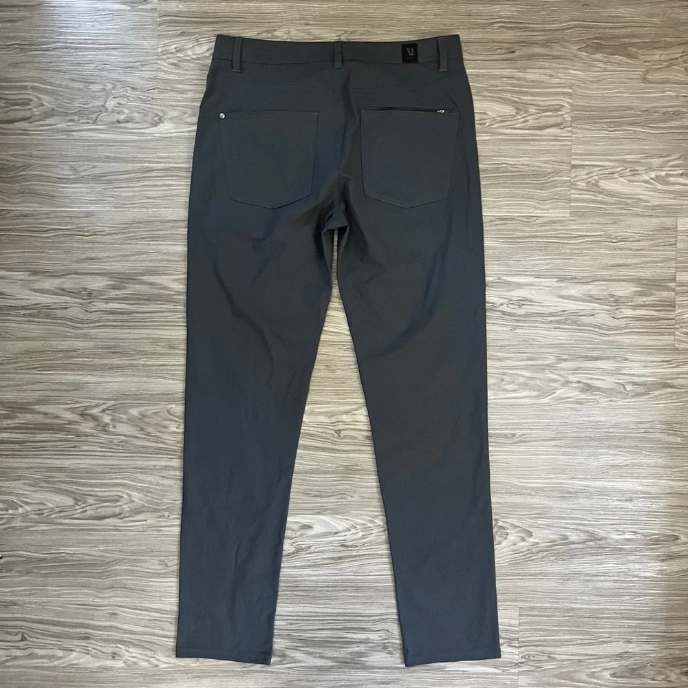 Vuori Aim Pant Charcoal Gray Technical Stretch Chino Trousers Mens 32 V430